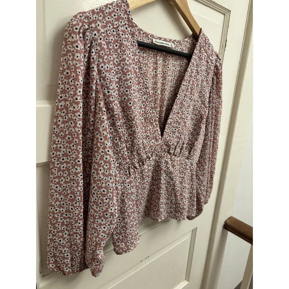 Abercrombie & Fitch‎ Women's Pink Floral Cropped Blouse Puff Sleeves Size Small